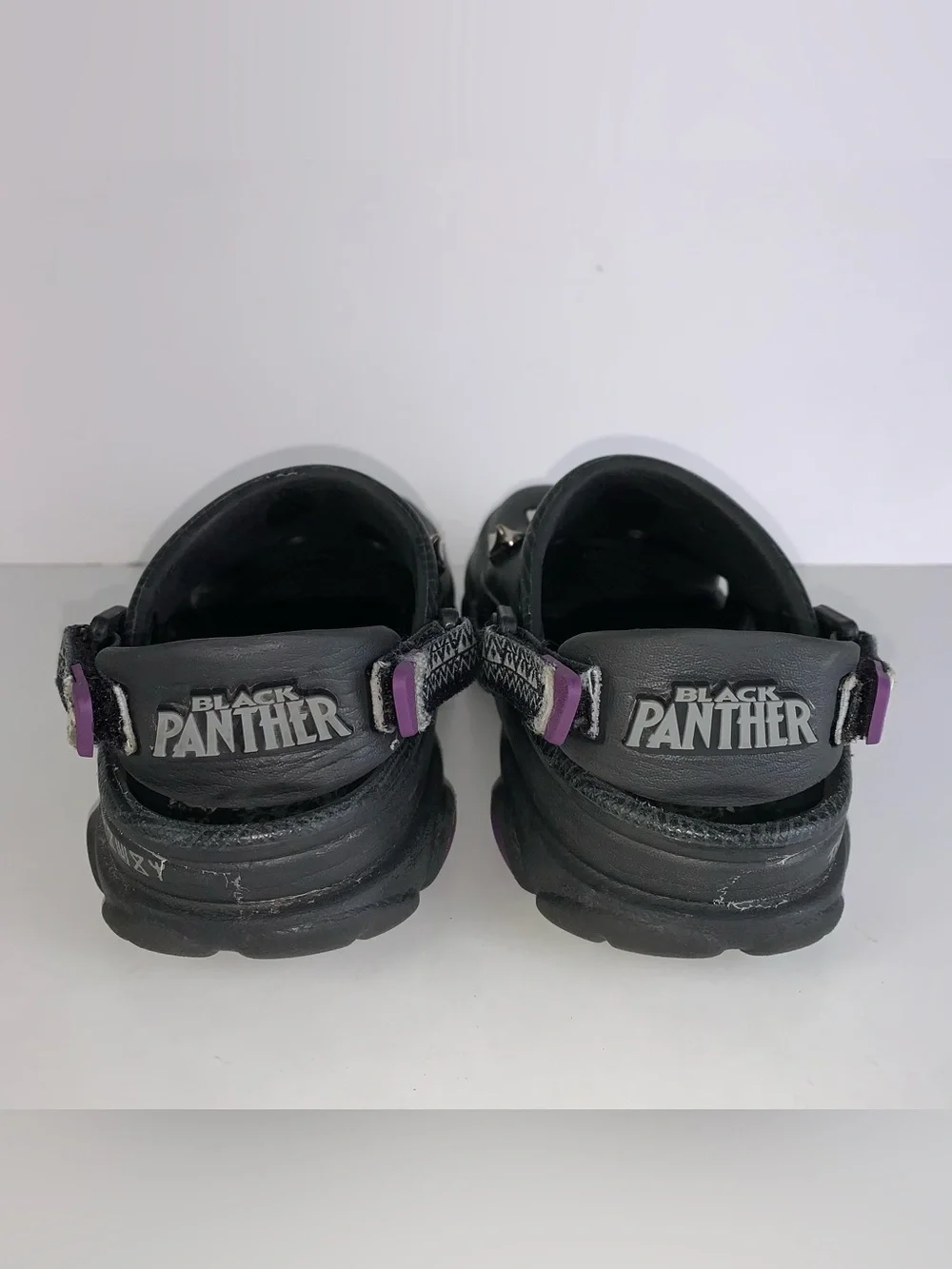 Crocs Marvel Black Panther Wakanda Shoes Size 11 boys